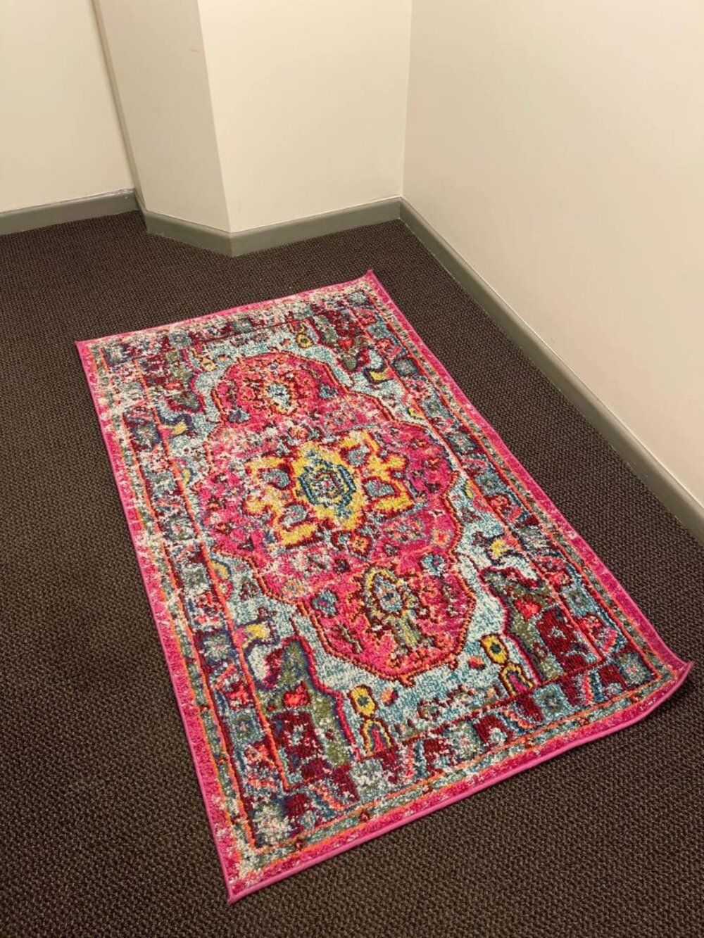 nuLOOM Casablanca 3x5 Area Rug – Pink Boho Persian Style Rug